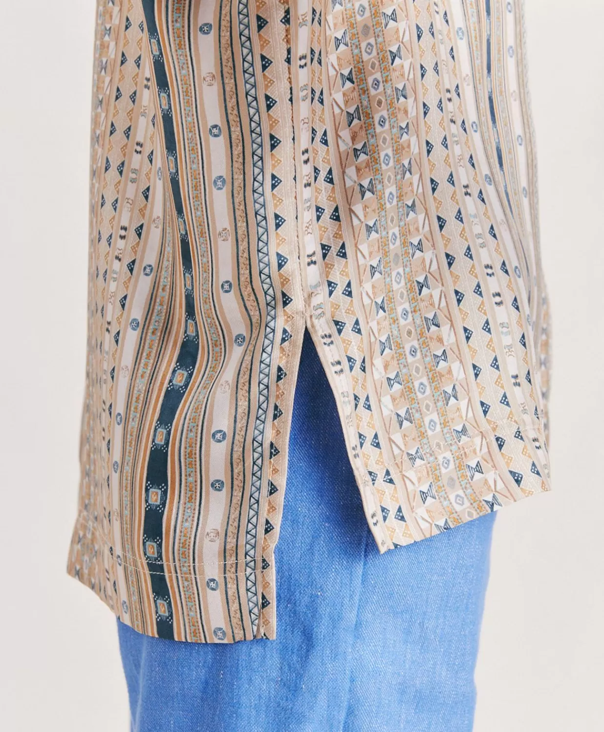 Momoni Chemisiers Et Chemises>Blouse Ambroise En Serge De Soie - Sable Multicolore
