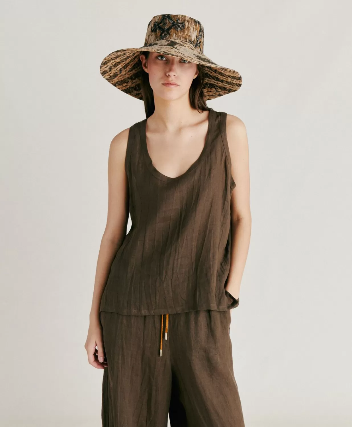 Momoni T-Shirts Et Hauts>Haut En Lin Mola - Armee