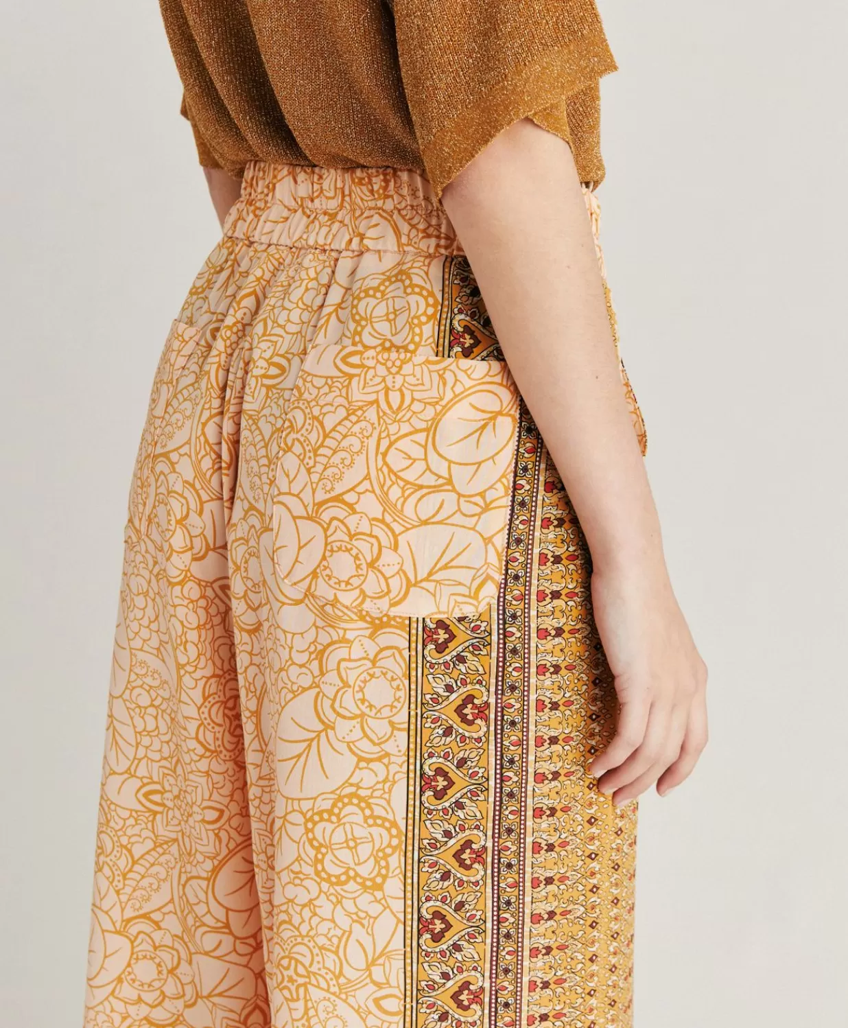 Momoni Pantalons Et Shorts>Pantalon Boracay En Crepe De Chine - Brule/Multicolore